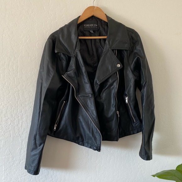 Forever 21 Jackets & Blazers - Forever 21 Plus Faux Vegan Leather Moto Jacket